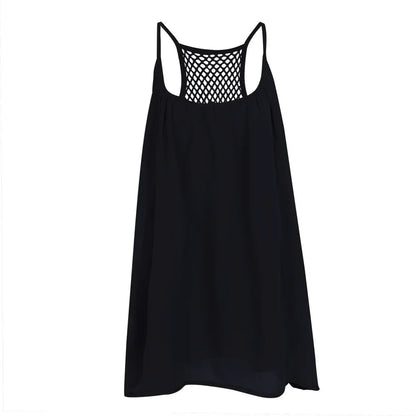 Vestido mini informal holgado de verano, sin mangas, con tirantes finos y aberturas.