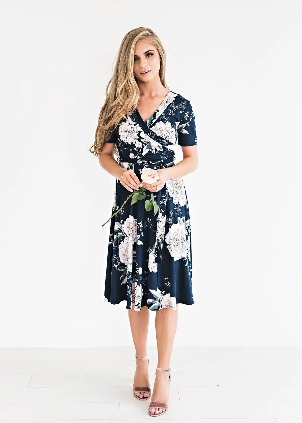Bohemian V-Neck Floral Summer Dress – Casual Loose Empire Sundress
