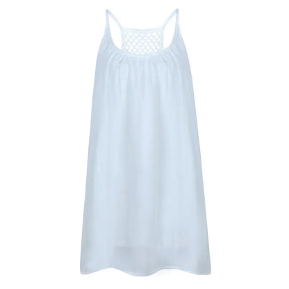 Vestido mini informal holgado de verano, sin mangas, con tirantes finos y aberturas.